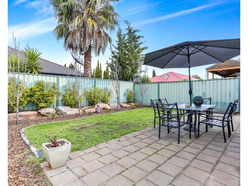 4 Portsmouth Lane, Mawson Lakes SA 5095