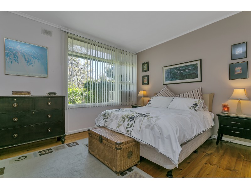 25 Cynthia Street, Para Hills SA 5096