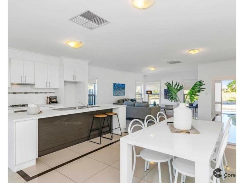 66 Shoalhaven Circuit, Mawson Lakes SA 5095