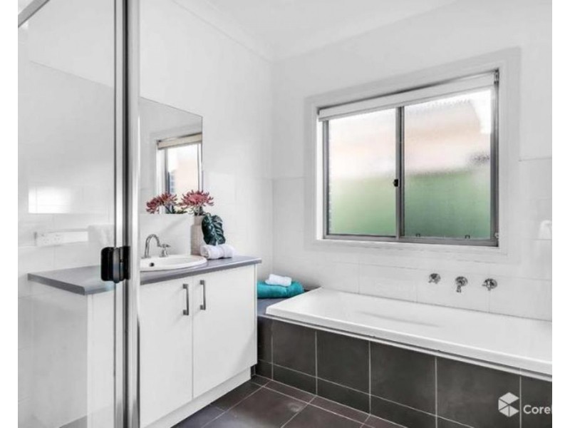 66 Shoalhaven Circuit, Mawson Lakes SA 5095