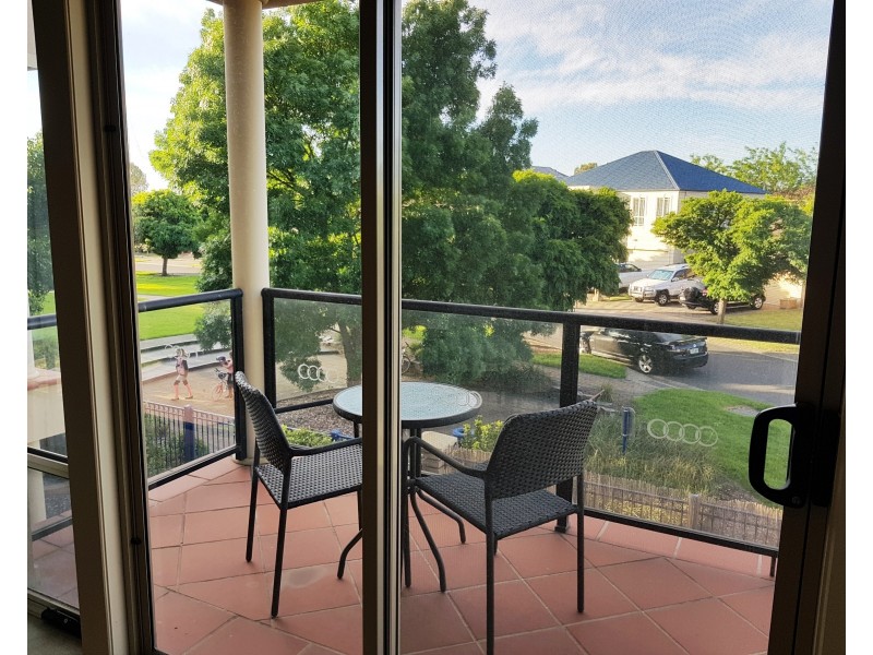 18 Gairdner Lane, Mawson Lakes SA 5095
