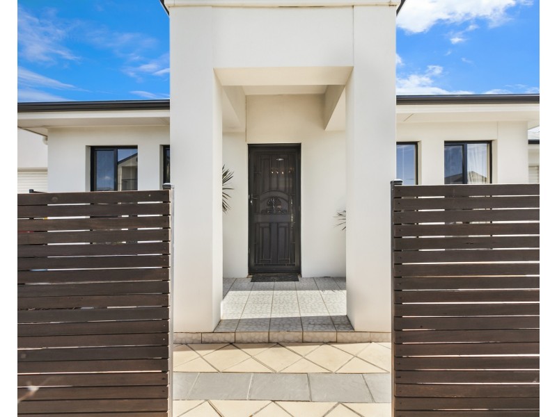 13 Heard Avenue, Mawson Lakes SA 5095