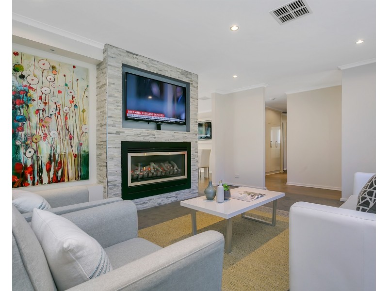 19 St Albans Avenue, Valley View SA 5093