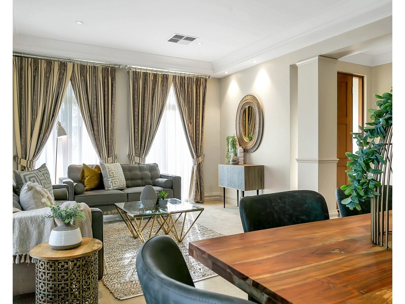 18 Frome Crescent, Mawson Lakes SA 5095