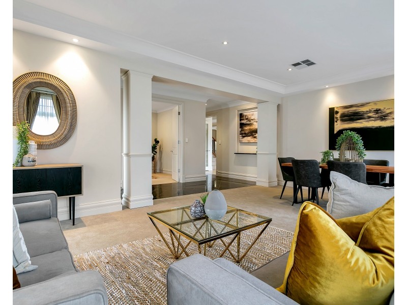 18 Frome Crescent, Mawson Lakes SA 5095