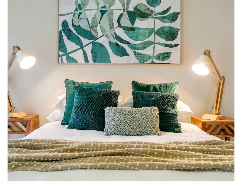 18 Frome Crescent, Mawson Lakes SA 5095