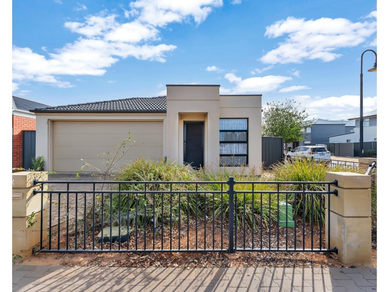 2 Alexandrina Crescent, Andrews Farm SA 5114