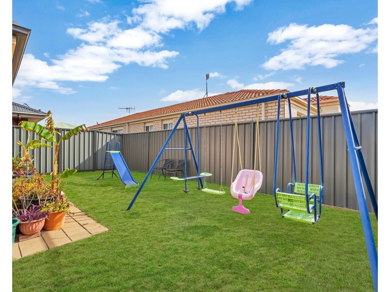 2 Alexandrina Crescent, Andrews Farm SA 5114