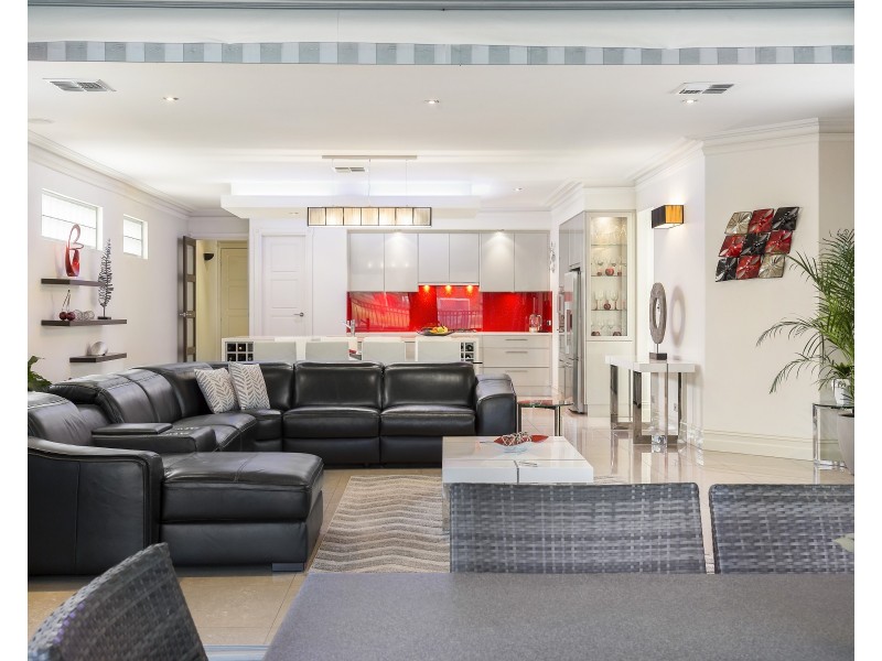 36B  Lomond Circuit, Mawson Lakes SA 5095