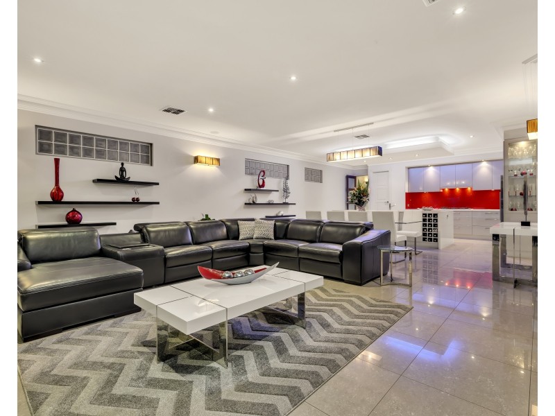 36B  Lomond Circuit, Mawson Lakes SA 5095