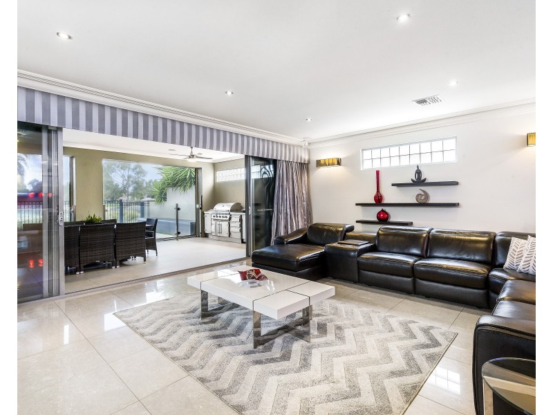 36B  Lomond Circuit, Mawson Lakes SA 5095