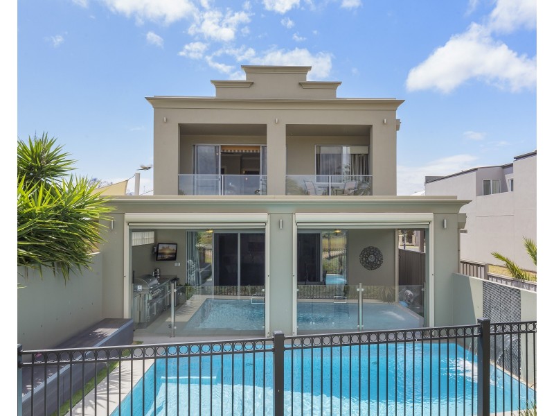 36B  Lomond Circuit, Mawson Lakes SA 5095