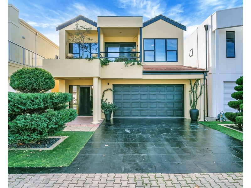 4  Mckinlay Court, Mawson Lakes SA 5095