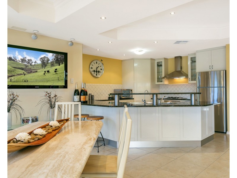 4  Mckinlay Court, Mawson Lakes SA 5095