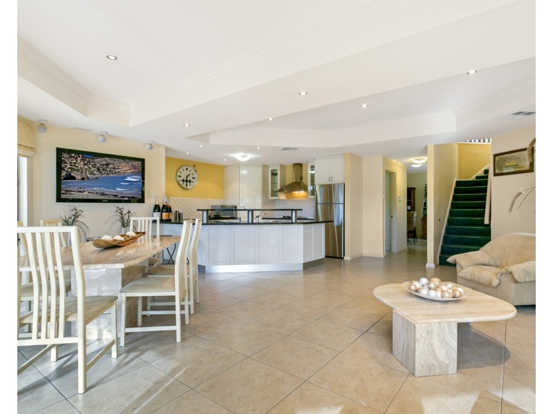 4  Mckinlay Court, Mawson Lakes SA 5095