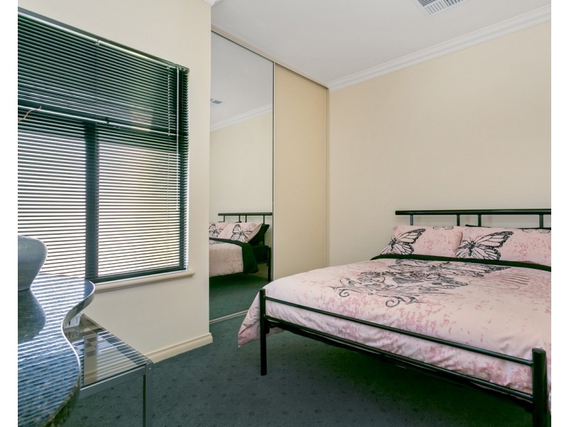 4  Mckinlay Court, Mawson Lakes SA 5095