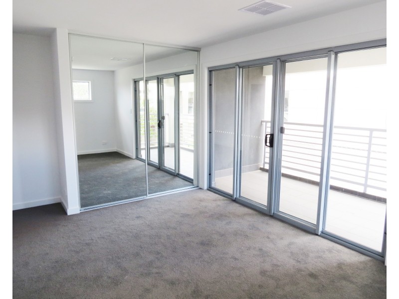 18  Jefferies Lane, Mawson Lakes SA 5095