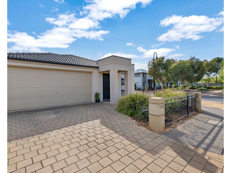 2 Alexandrina Crescent, Andrews Farm SA 5114