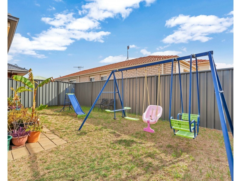 2 Alexandrina Crescent, Andrews Farm SA 5114