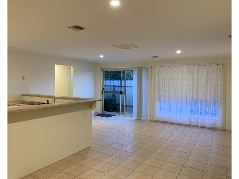 36 Chapel Hill Road, Greenwith SA 5125