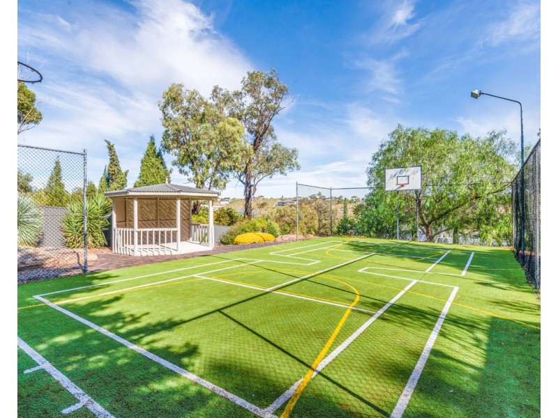 56 Immanuel Drive, Greenwith SA 5125