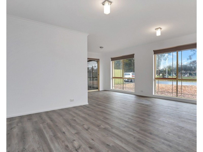 9 Orinoco Street, Paralowie SA 5108