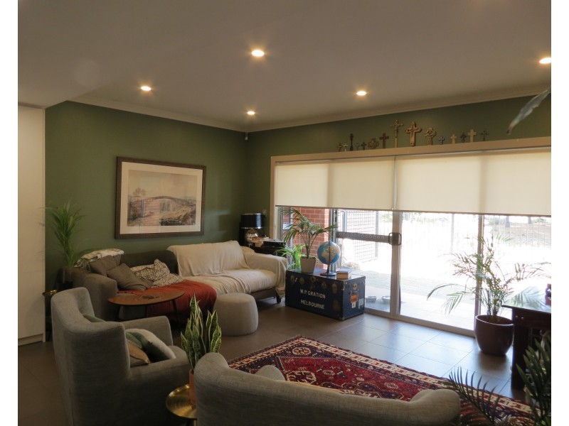 54 grasswren way, Mawson Lakes SA 5095