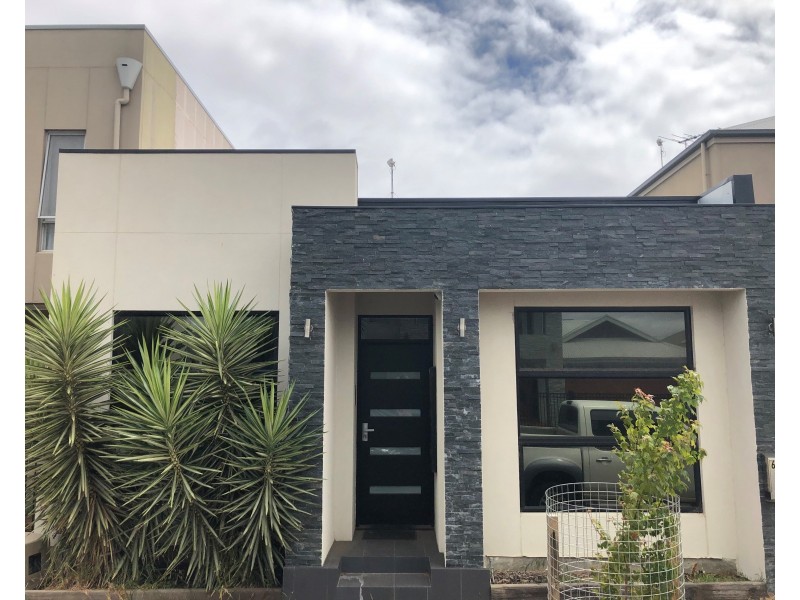 69 Macmillan Avenue, Mawson Lakes SA 5095