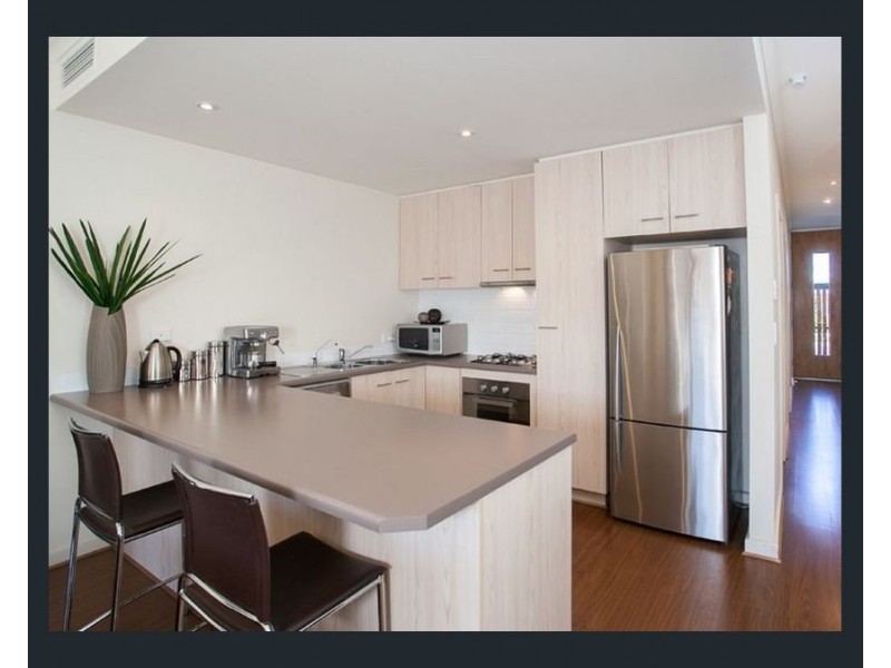 9 Everard Court, Mawson Lakes SA 5095