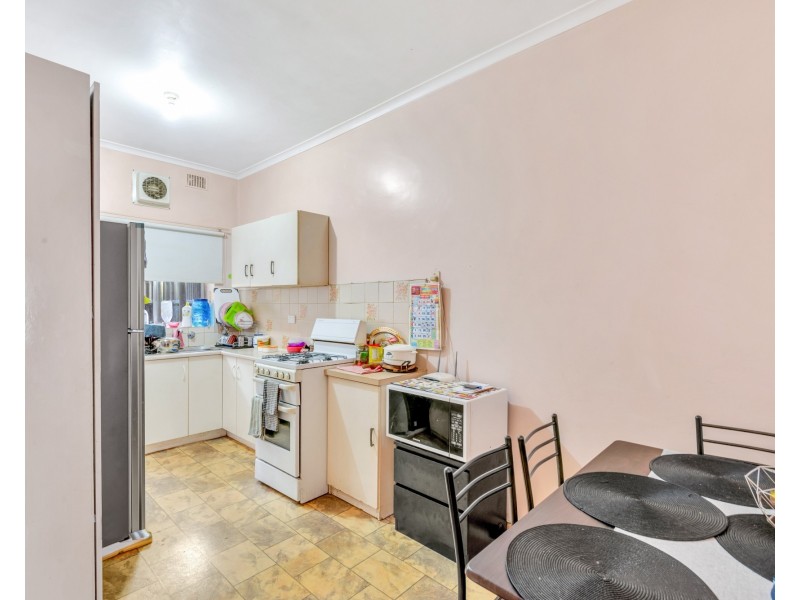 2/25A Muller Road, Hampstead Gardens SA 5086