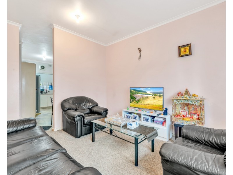 2/25A Muller Road, Hampstead Gardens SA 5086
