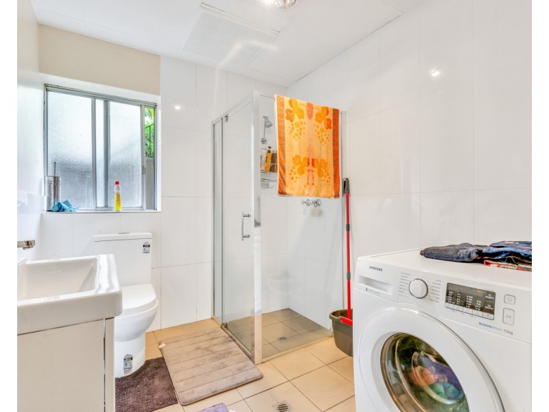 2/25A Muller Road, Hampstead Gardens SA 5086