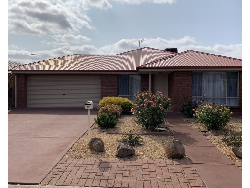 39 Strathaird Boulevard, Smithfield SA 5114