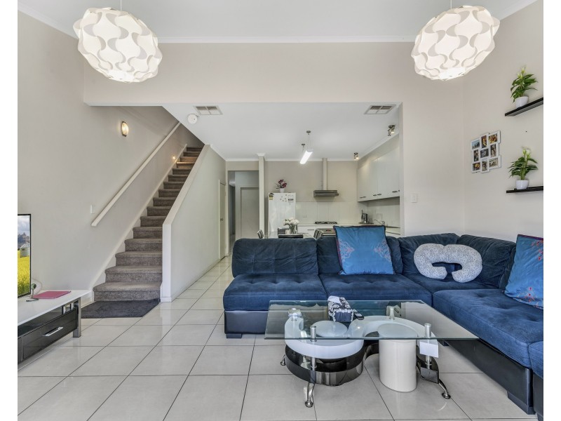 6 Weira Street, Mawson Lakes SA 5095