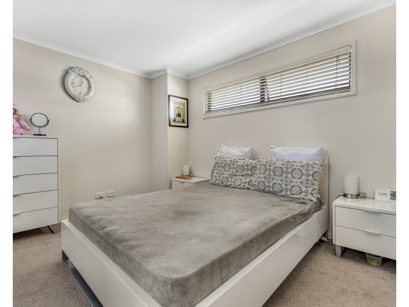 6 Weira Street, Mawson Lakes SA 5095