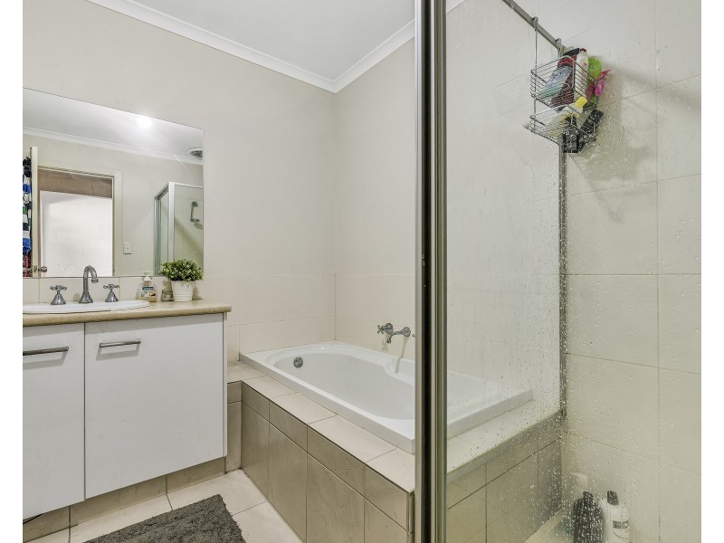 6 Weira Street, Mawson Lakes SA 5095