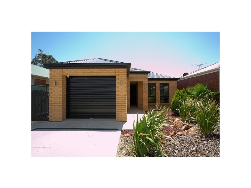 6 Potts Road, Evanston Park SA 5116
