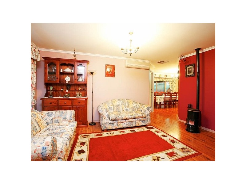 12 Trinity Drive, Evanston Park SA 5116