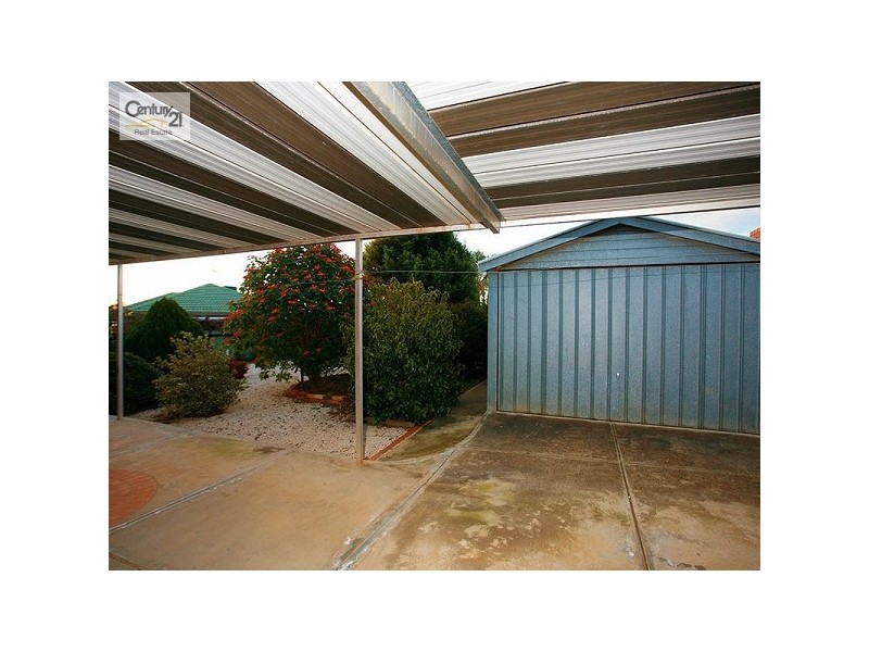 24 Bunburra Street, Para Hills West SA 5096