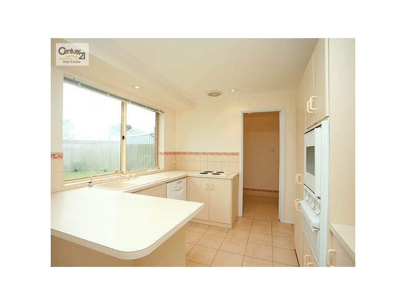 5 Stuart Court, Parafield Gardens SA 5107