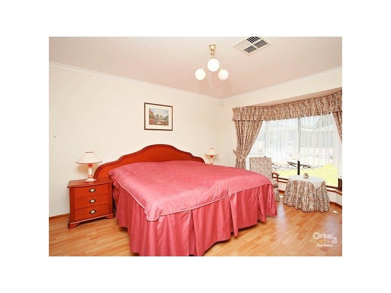 17 Anare Street, Greenwith SA 5125