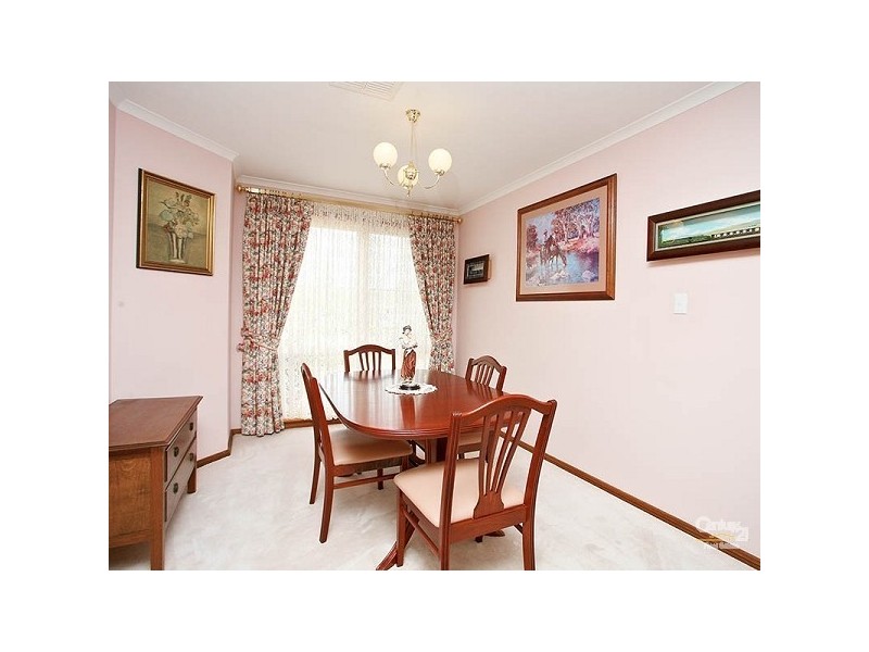 2 Zinfandel Avenue, Wynn Vale SA 5127