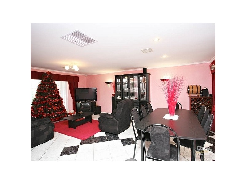 6 Winston Avenue, Paralowie SA 5108