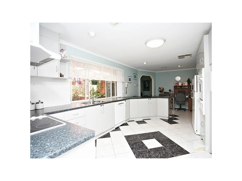 6 Winston Avenue, Paralowie SA 5108