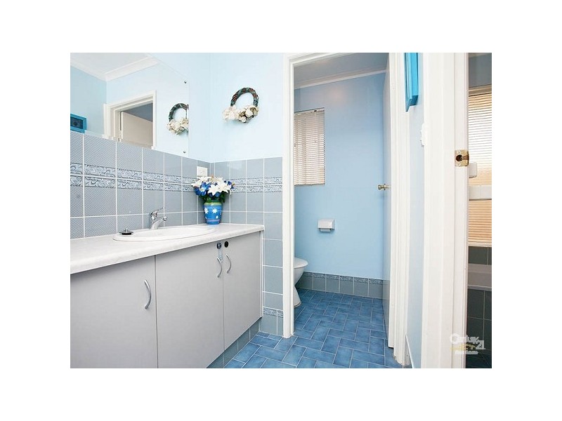 6 Winston Avenue, Paralowie SA 5108