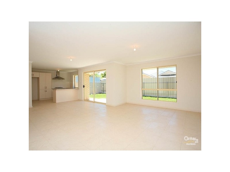 1/10 Rose Street, Smithfield SA 5114
