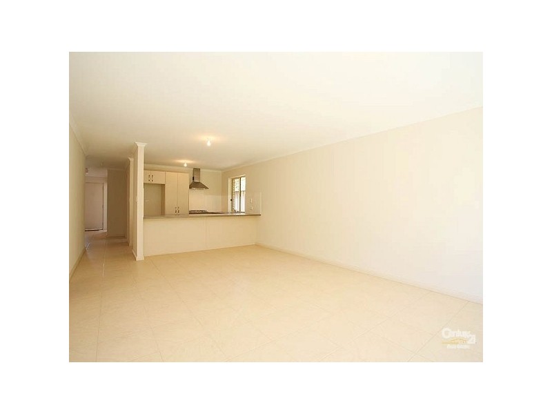 2/10 Rose Street, Smithfield SA 5114