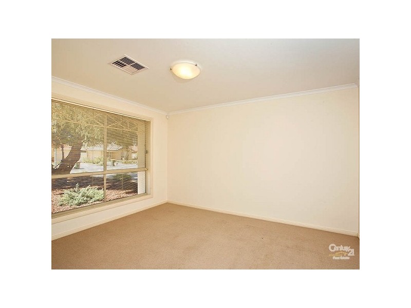 11 Balmoral Court, Paralowie SA 5108