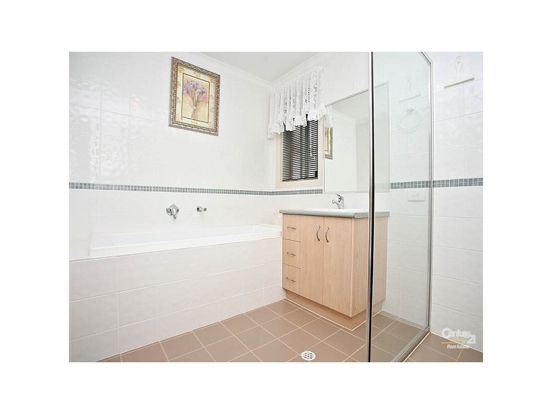 10 Almond Circuit, Munno Para West SA 5115
