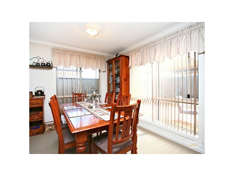 10 Almond Circuit, Munno Para West SA 5115